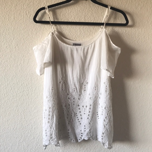 chelsea28 Tops - White cold shoulder top chelsea28 Tops - White cold shoulder top